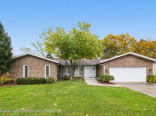 5986 Patriots Way, East Lansing, MI 48823