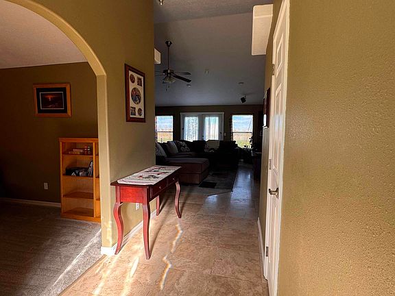 5th image of 206 Prairie View Dr