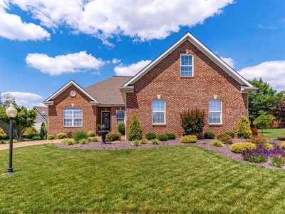 2150 Long Cove Cir, Newburgh, IN, 47630