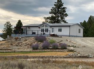 182 Point Dr, Oroville, WA 98844