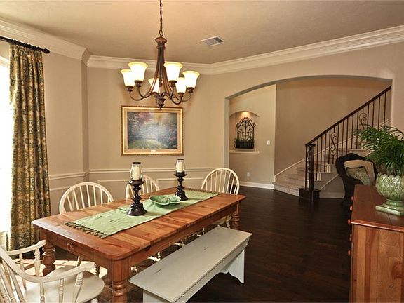 3rd image of 8203 Edge Rose Ct