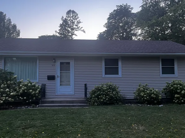 916 S Evergreen Ave, Arlington Heights, IL 60005