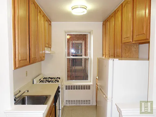 Rented by Halstead Real Estate | media 34