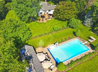 15 Debbie Ln, Cross River, NY 10518