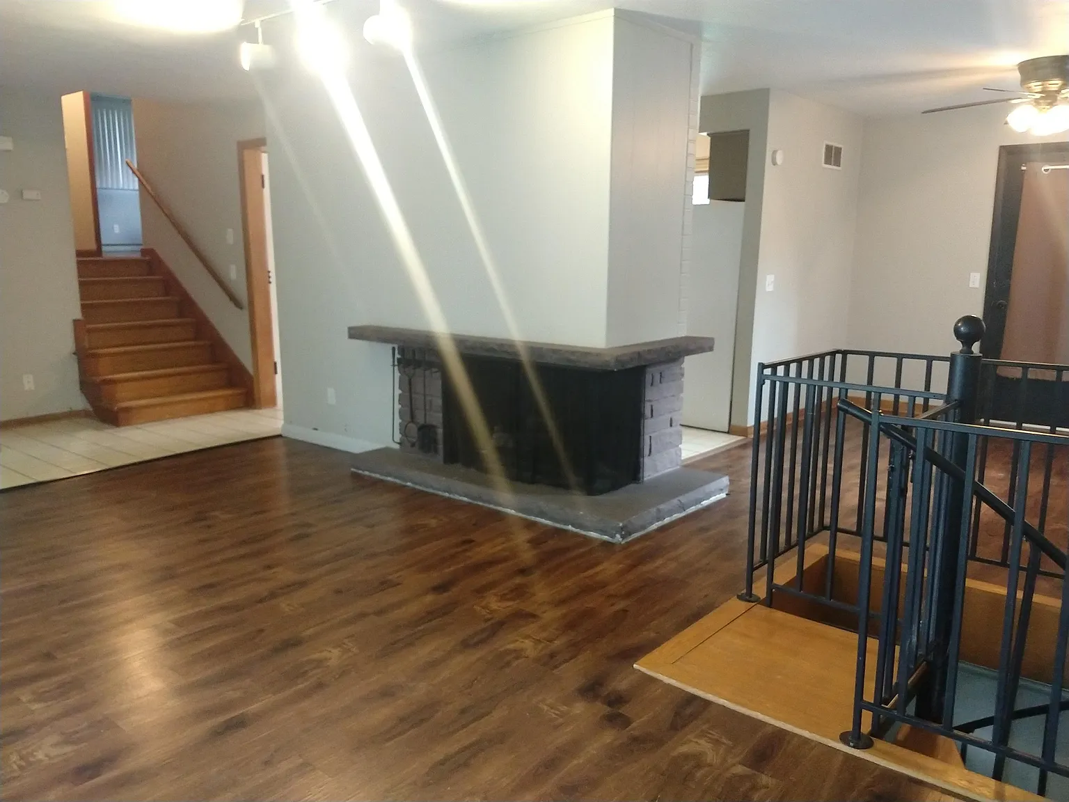 527 W. Dewey - 1 — Photo 2