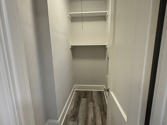 4th image of 6648 19th St #1W