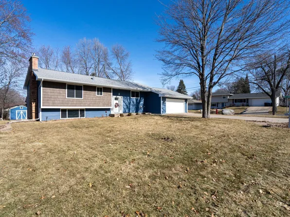 1710 Chatham Ter, New Brighton, MN 55112