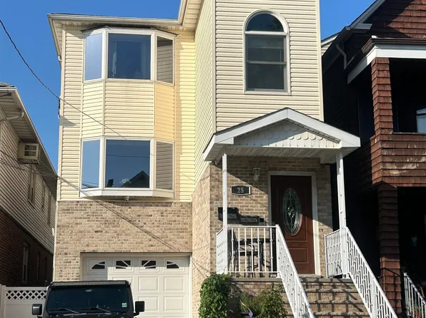25 W 30th St, Bayonne, NJ 07002