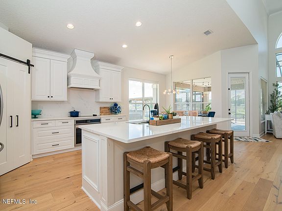 5th image of 4510 COQUINA Drive