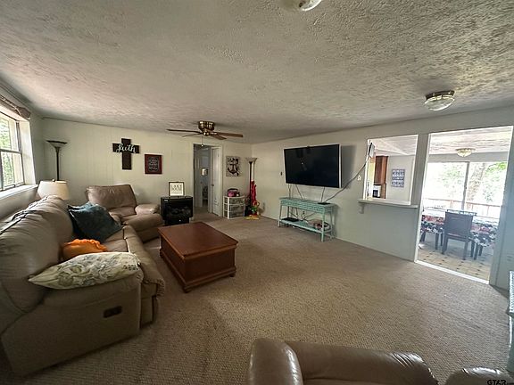 3rd image of 3057 County Road 3108