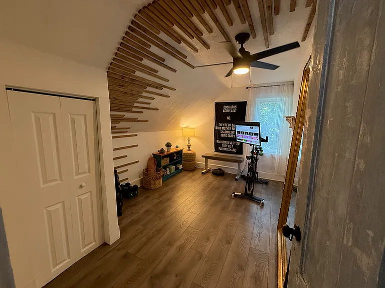 10 Ray Hill Rd — Photo 12