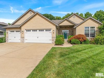 512 Orchard Ave, Chatham, IL, 62629