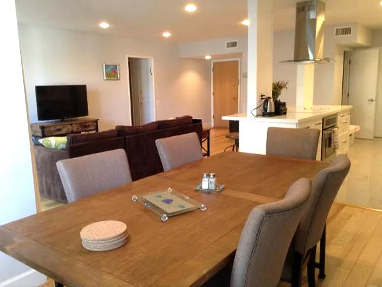 4915 Tyrone Ave #226 — Photo 38