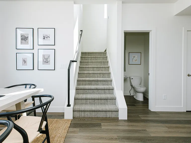 2046 N Harvest Village Ln — Photo 6