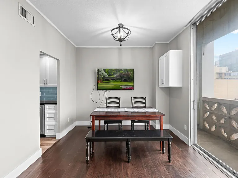 1801 Lavaca St #4C — Photo 14