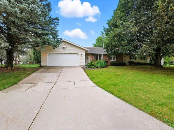 4108 Wilshire Lane #B, Janesville, WI 53546
