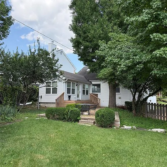 1923 Parkridge Ave — Photo 12