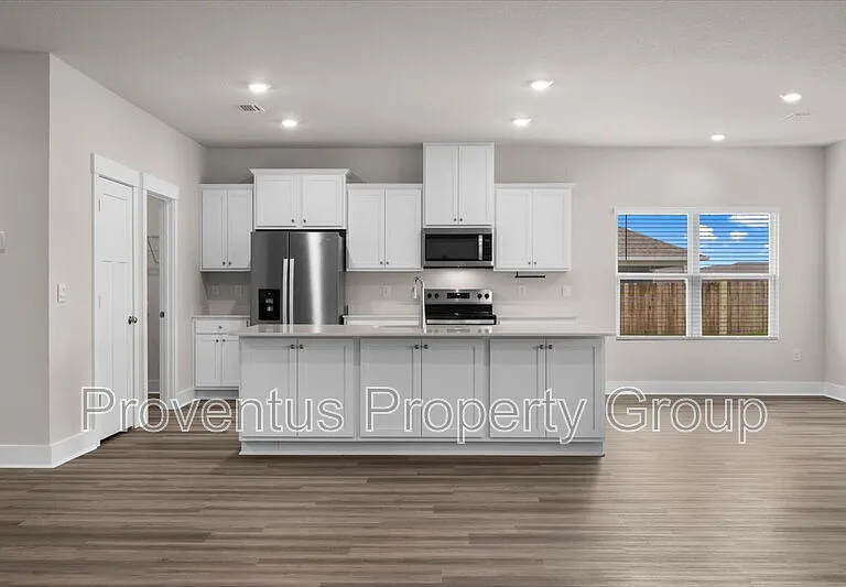 3136 Silver Maple Dr — Photo 9