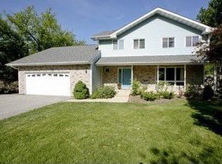414 S Washington St, Westmont, IL