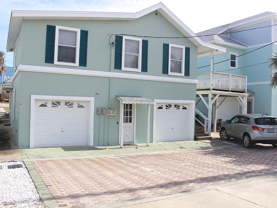 1305 S Atlantic Ave