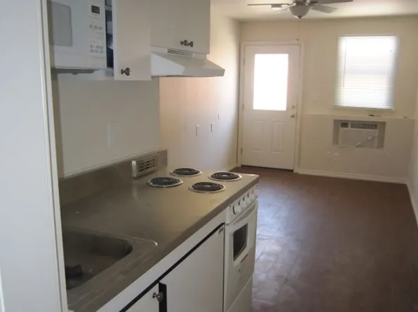 1316 W 18th St #B, Los Angeles, CA 90006