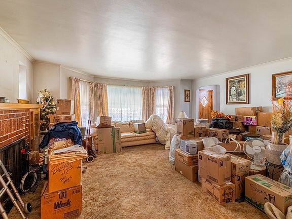 5th image of 6023 S Komensky Ave