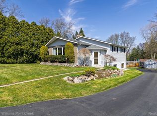 3631 Dearborn Ave, Rochester Hills, MI 48309
