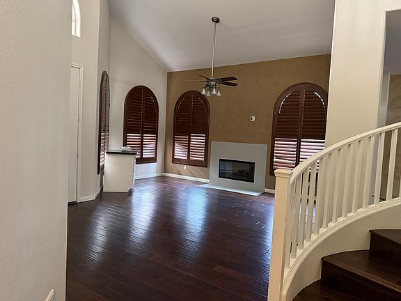 3rd image of 8921 Lansberry Ct