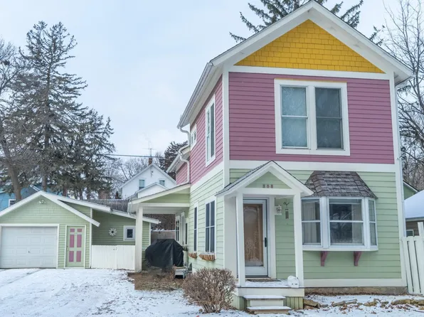208 Harriet St N, Stillwater, MN 55082