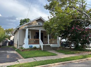 32 Pear St, Palmyra, NJ 08065