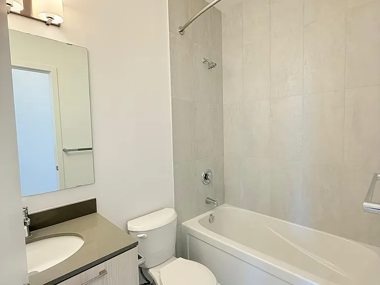 7437 Kingston Rd #818B — Photo 13