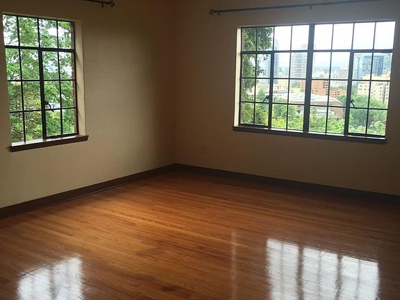 master bedroom 15'X18'
