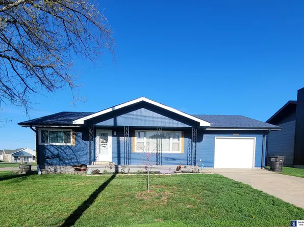 1824 N East Ave, York, NE 68467