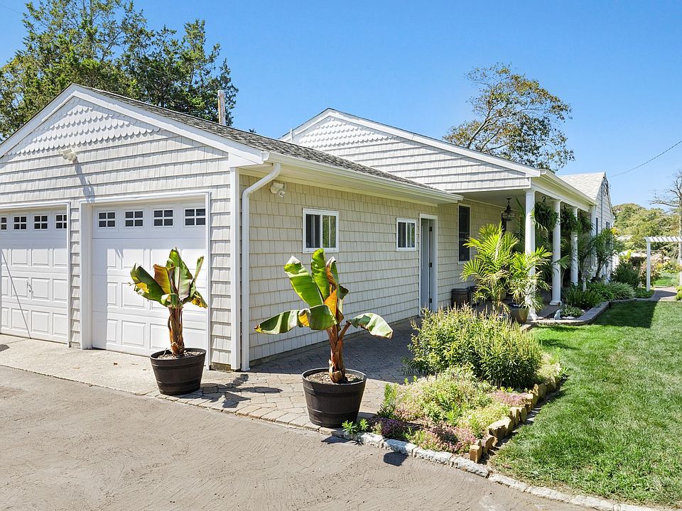 1st image of 8 Penny Ln