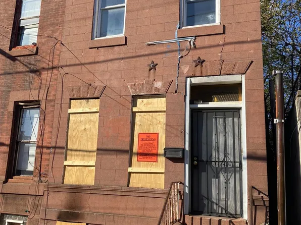 2756 N Hutchinson St, Philadelphia, PA 19133