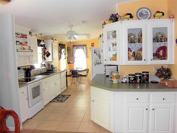3rd image of 2000 E Bay Dr Lot 51