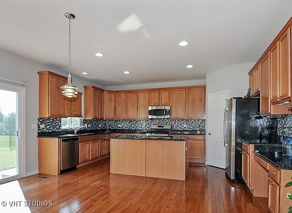 5th image of 24915 W Prairie Grove Dr