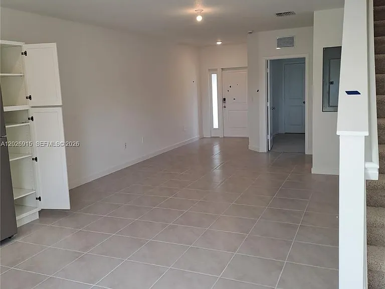 408 NE 1st Dr — Photo 10