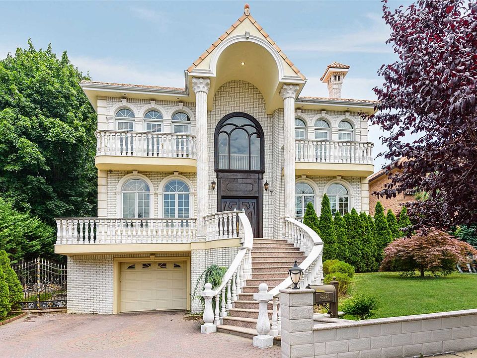 1st image of 25242 Brattle Ave