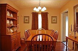 3rd image of 1817 Auburn Dr