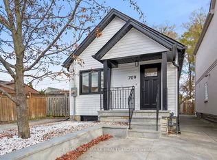 709 Willard Ave, Toronto, ON M6S 3S7