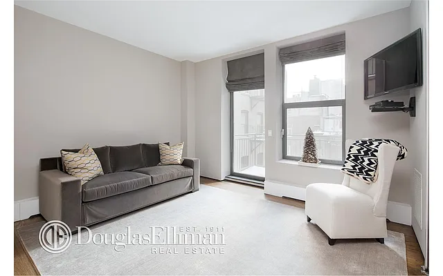 Sold by Douglas Elliman | media 40