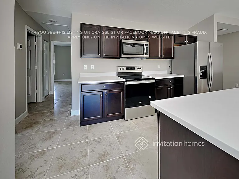1030 Elmont St NW — Photo 6