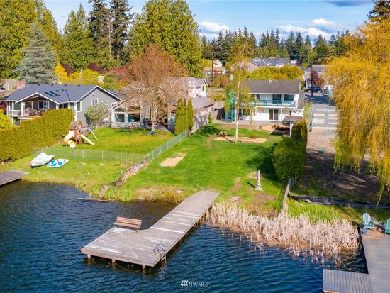 16020 E Shore Dr, Lynnwood, WA 98087