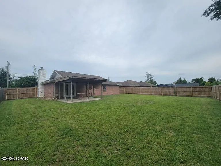 1504 Illinois Ave — Photo 20