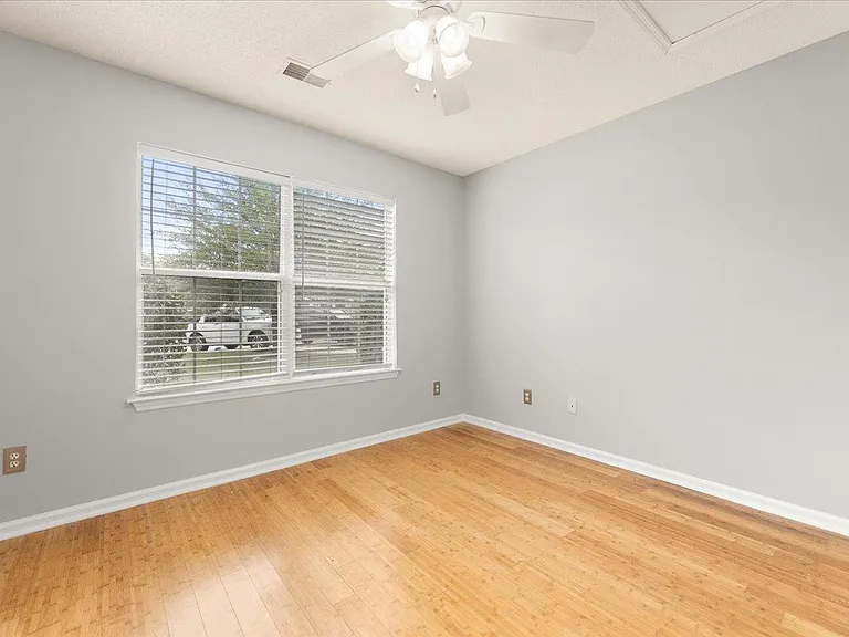 1201 Grasswind Dr — Photo 21