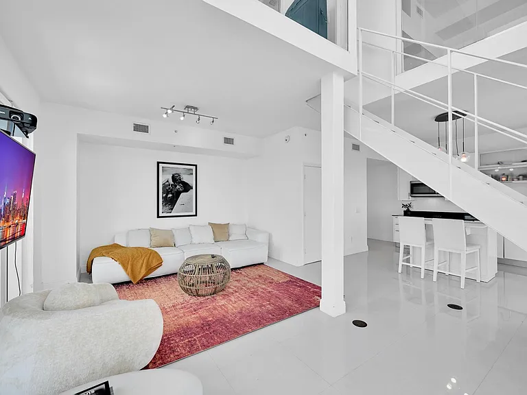 60 SW 13th St #4013 — Photo 14