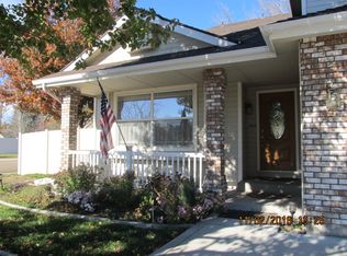 1422 W Kenai Ct, Eagle, ID 83616
