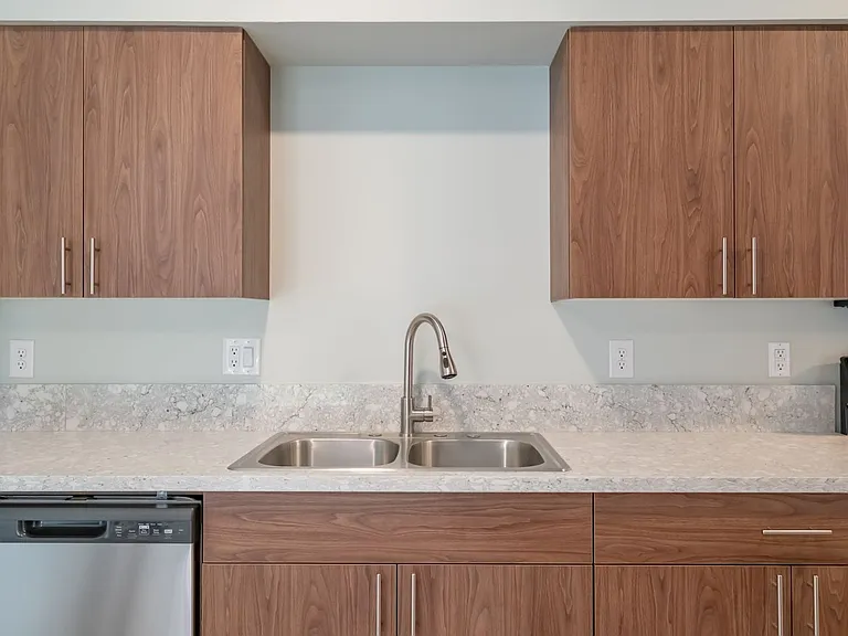 Colima Apartments — Photo 30