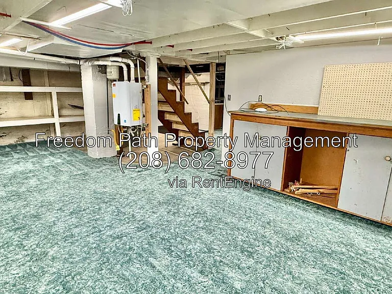 309 W Mission Ave — Photo 18